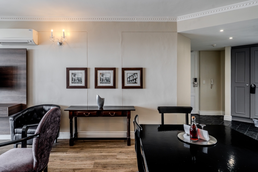 2 Bedroom Property for Sale in Green Point Western Cape